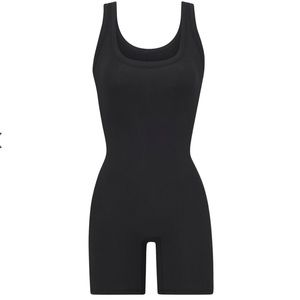 SKIMS COTTON RIB ONESIE - SOOT/BLACK